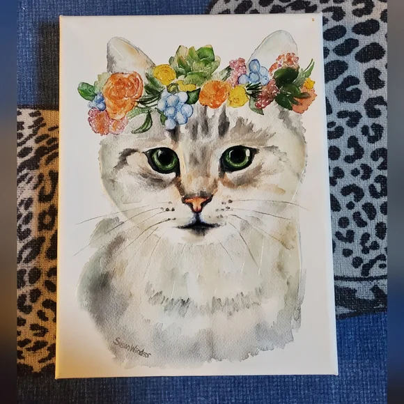 Susan Windsor Tabby cat with flower crown - Picture 1 of 7